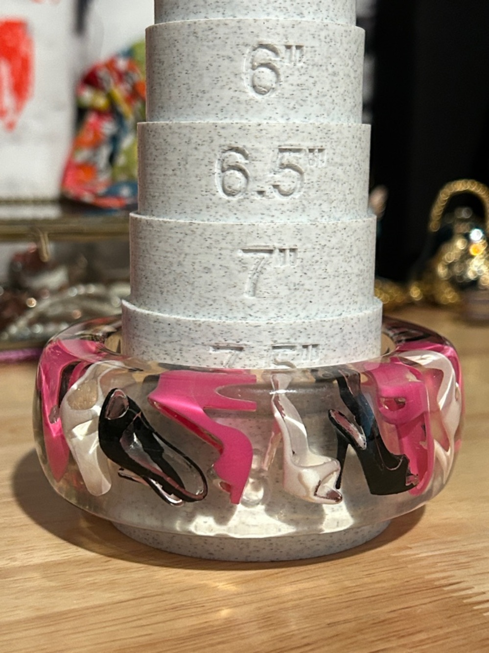 Vintage 70’s Barbie Lucite High Heel Show Bangle Bracelet - Size 8 - Picture 8 of 10